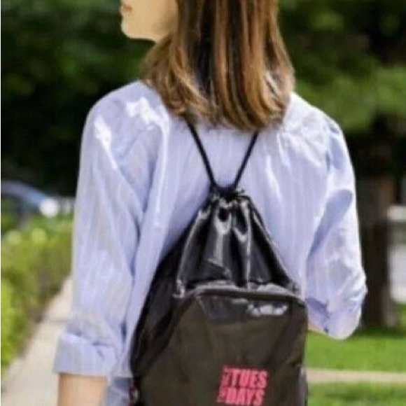 Black drawstring backpack - Picture 4 of 4